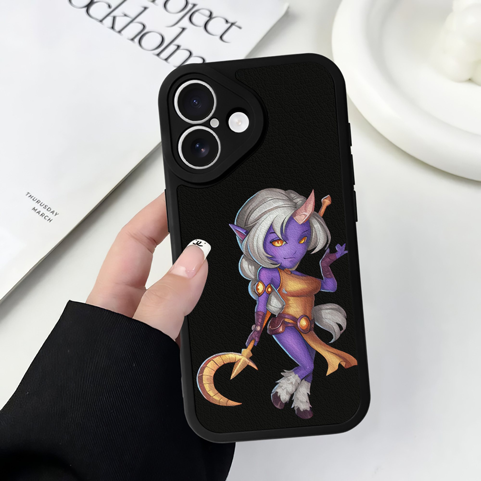リーグ・オブ・レジェンド League of Legends LOL 【iPhone 16シリーズ対応】シリコンスマホケース（レザー調） 材質：シリコン